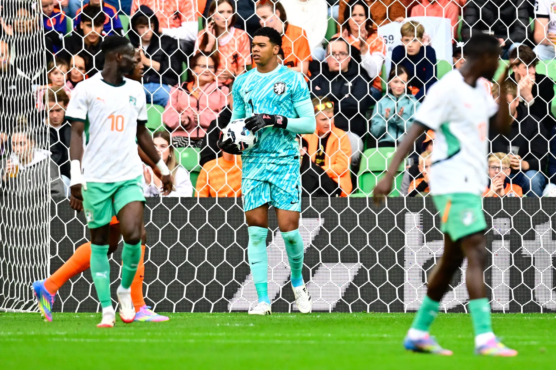 Geen EK met Jong Oranje voor Owusu-Oduro: Van den Heuvel vervanger