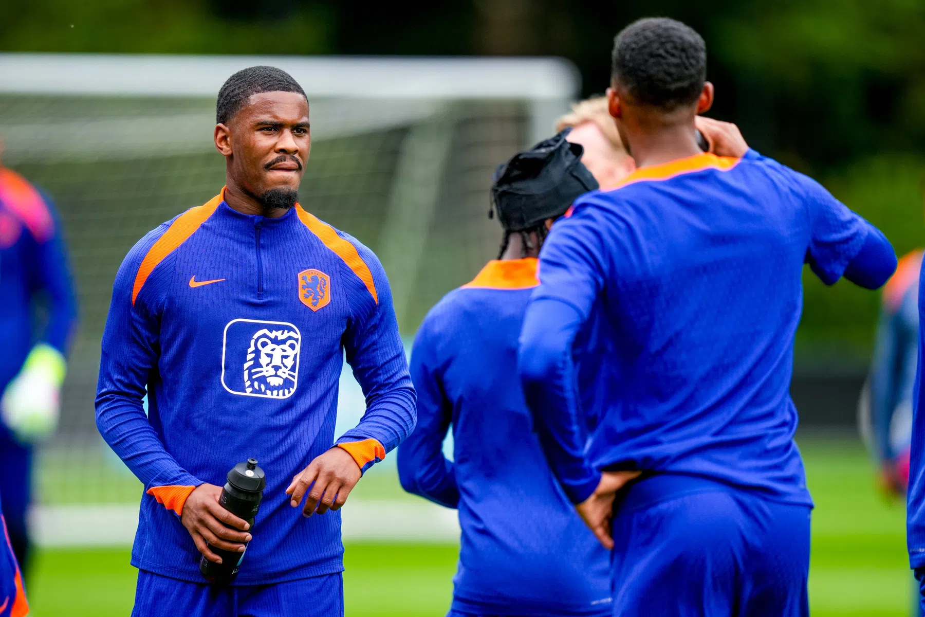 Koeman stuurt Hato zondag naar EK met Jong Oranje en roept geen vervanger op 