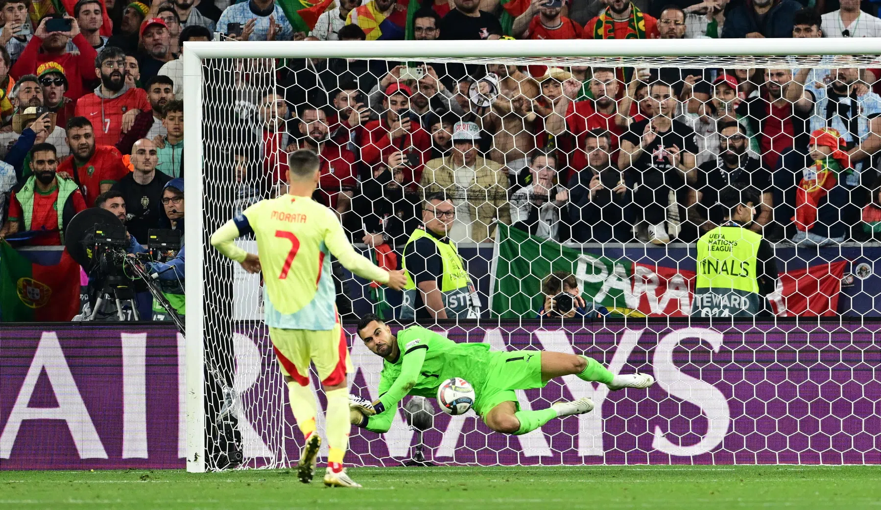 Gemiste strafschop was mogelijk laatste balcontact Morata voor Spanje