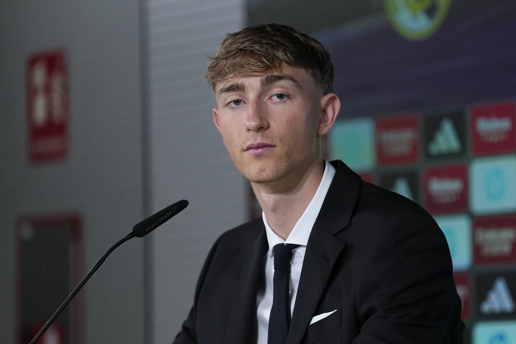 Huijsen bij presentatie: 'Real Madrid is de club van mijn leven'