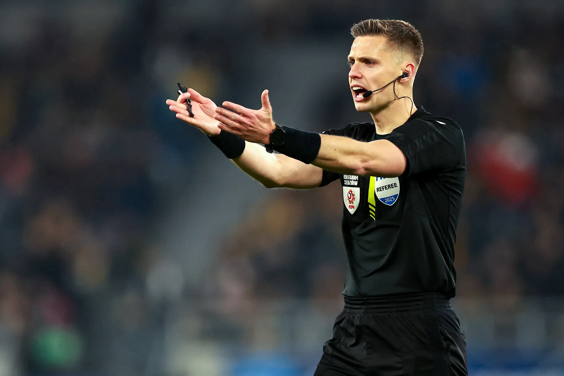 Nieuwe spelregel bij start EK Onder-21: tijdrekken keeper bestraft