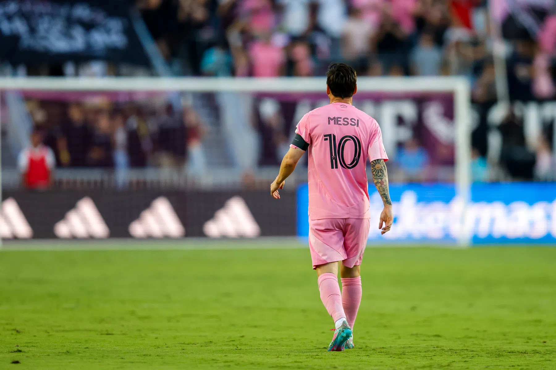 Messi realistisch over kansen op WK voor clubteams: 'Andere verwachtingen'