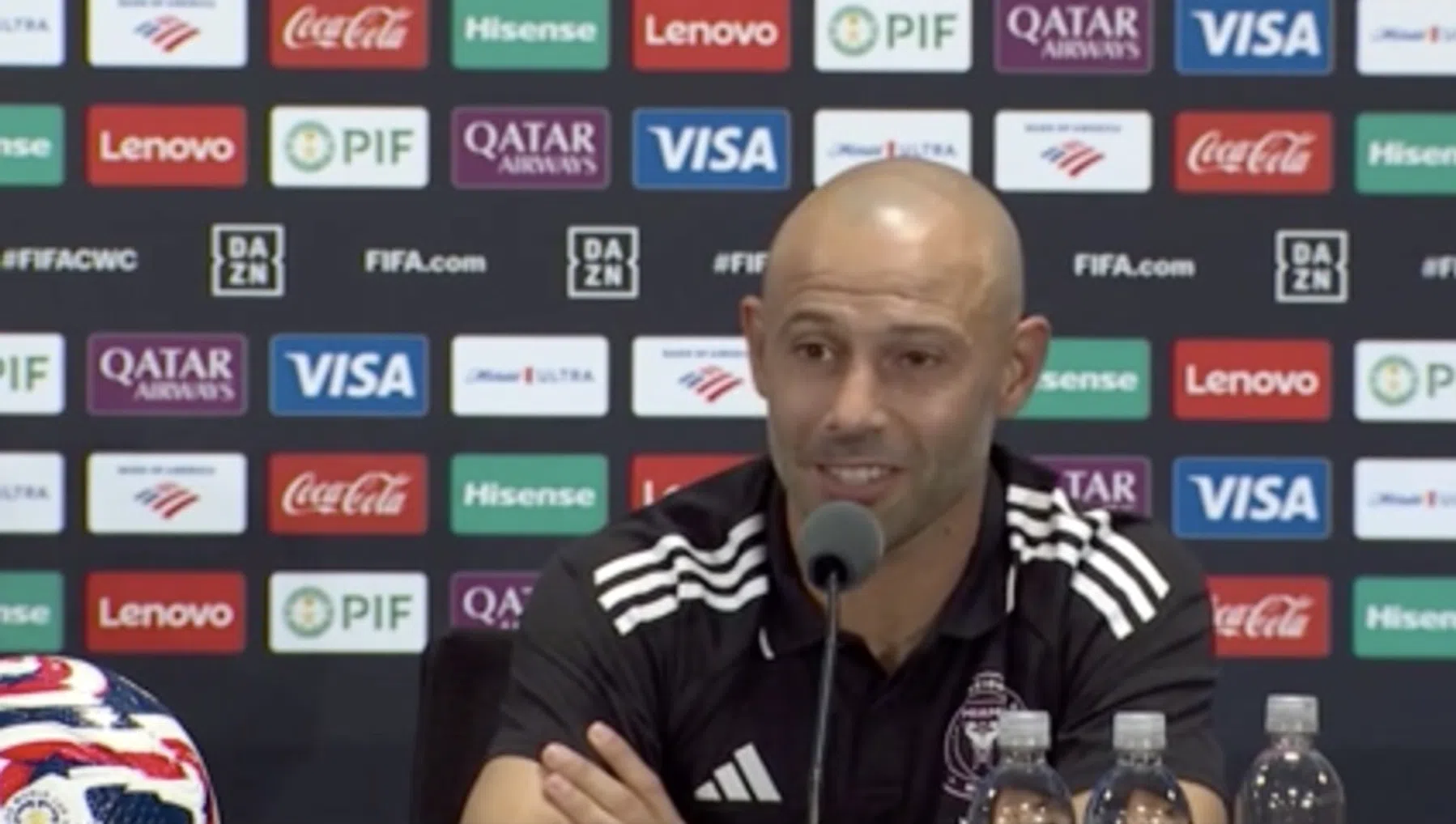 Lachende Mascherano: 'Kan Xabi Alonso niet het beste wensen bij Real'