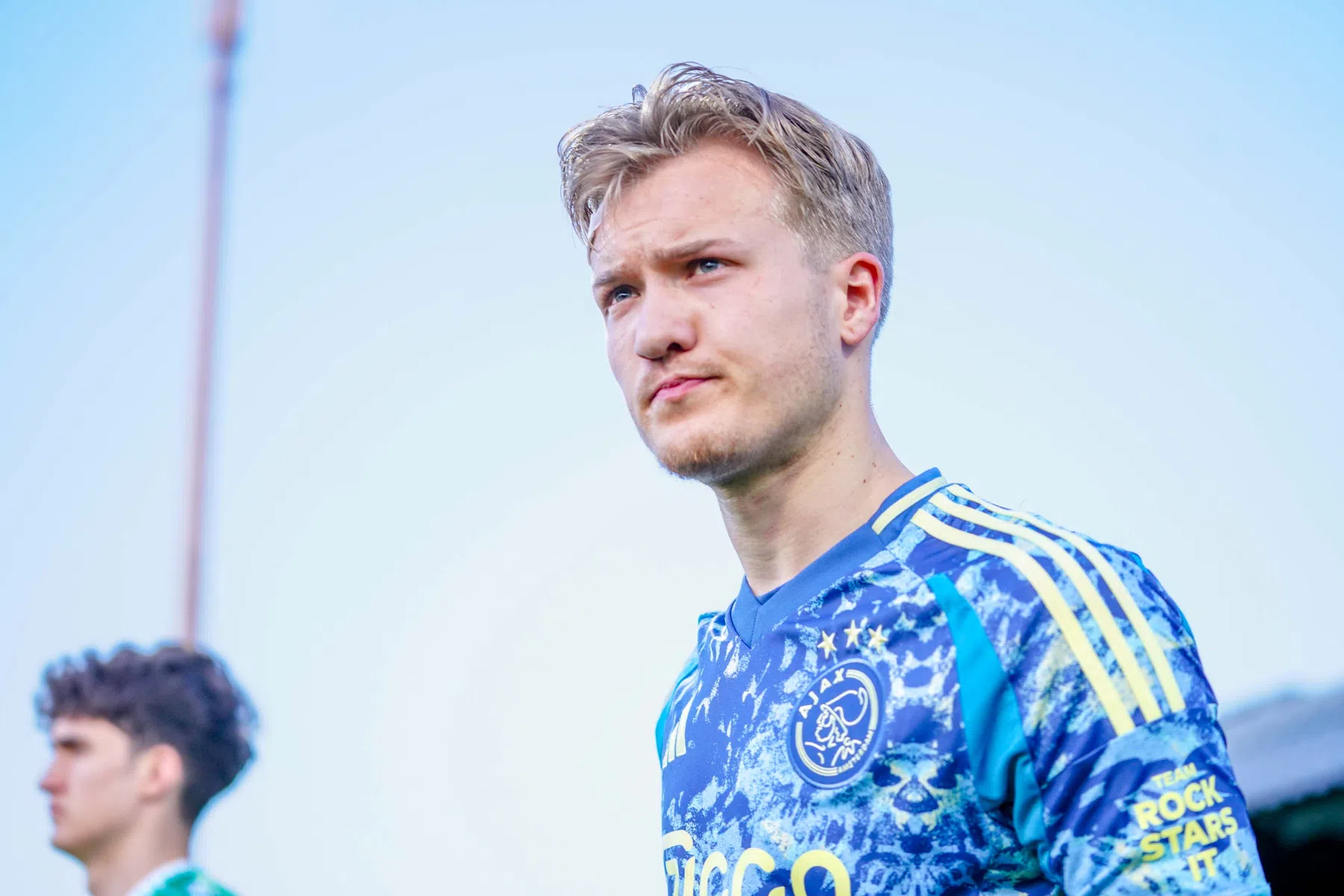 Rijkhoff van Ajax op weg naar Almere City