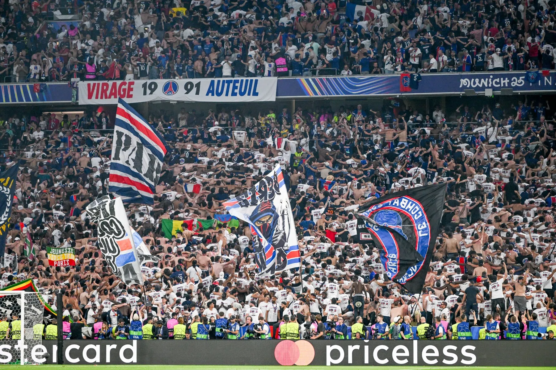 Kies tussen PSG en Atlético op WK voor clubs: maak kans op 50x je inzet!