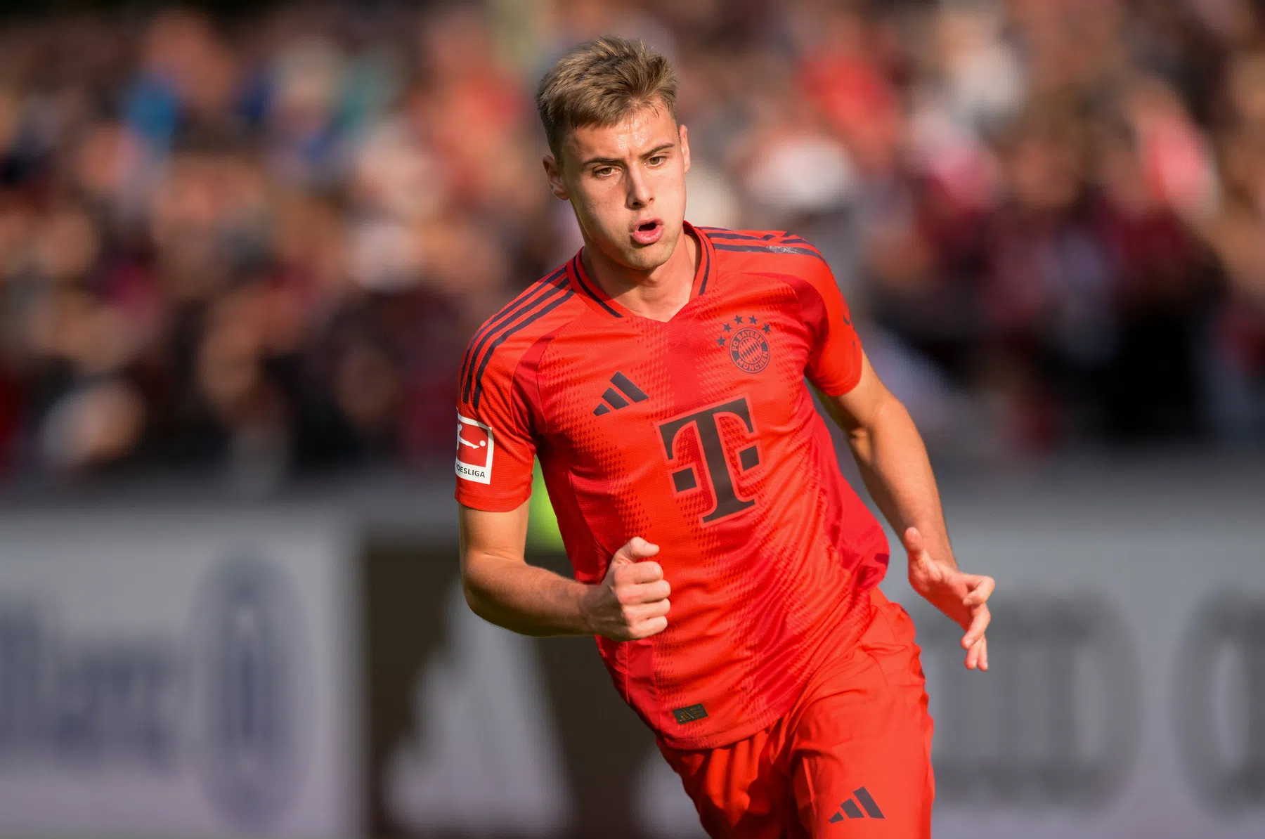 Bayern München laat oud-speler Vitesse na acht duels definitief gaan