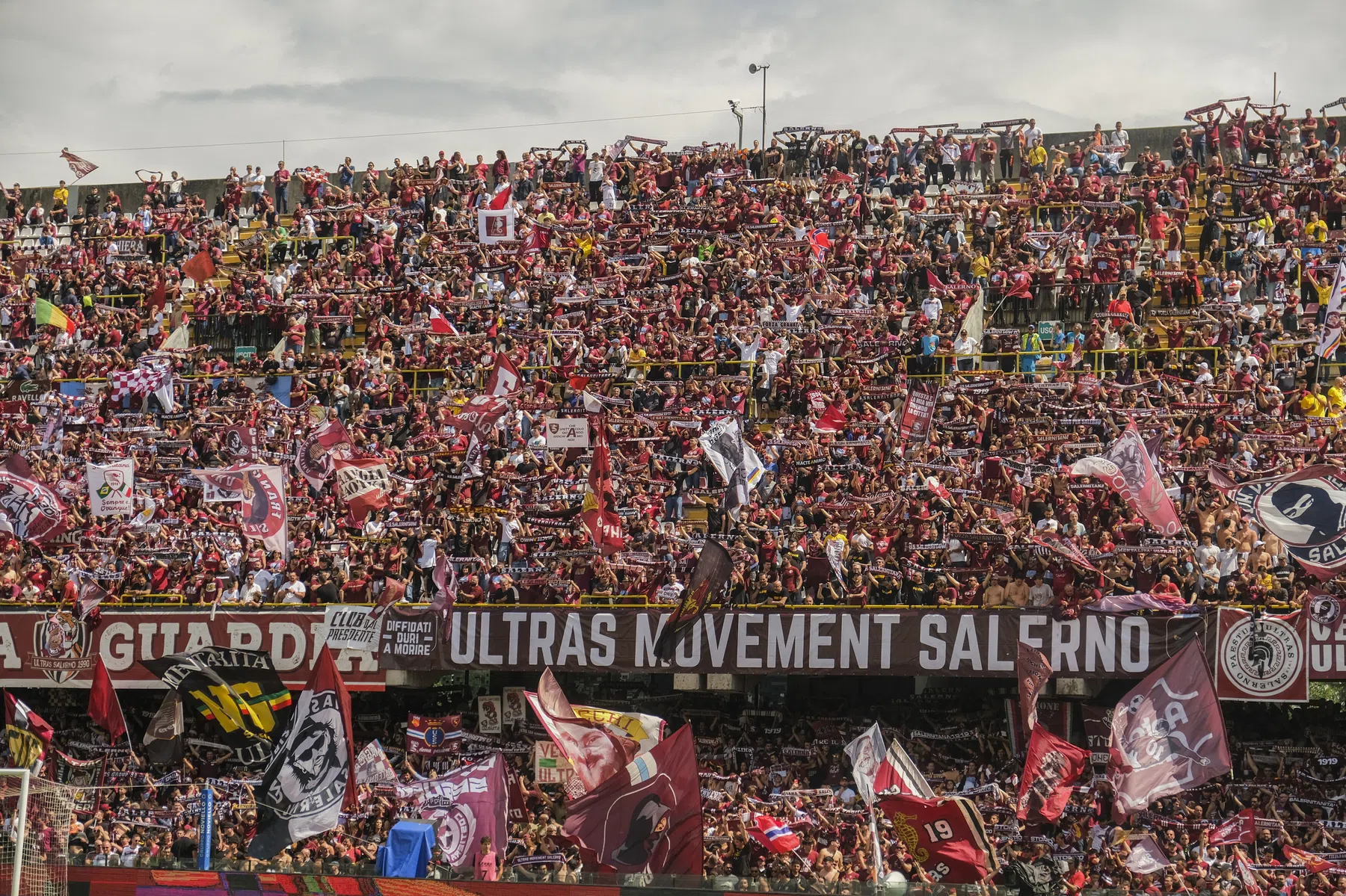 Salernitana-beroep succesvol: play-offduel uitgesteld vanwege voedselvergiftiging