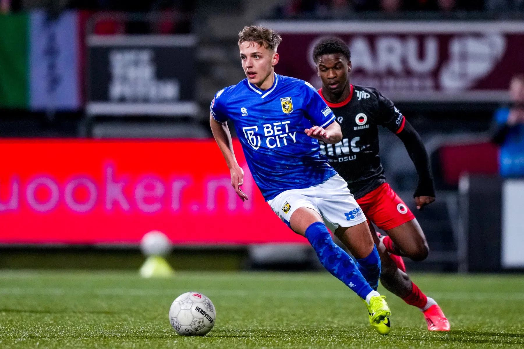 Excelsior plukt na promotie opnieuw speler weg bij noodlijdend Vitesse
