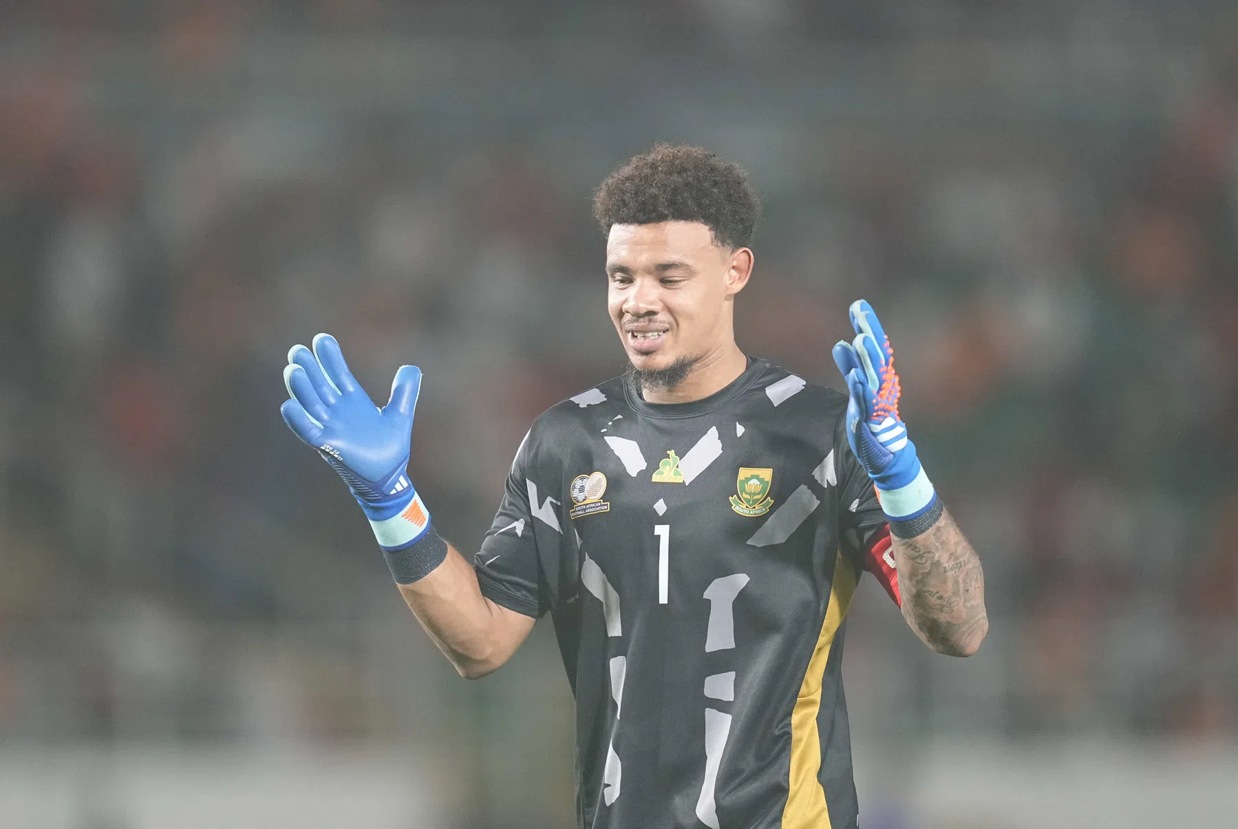 Sundowns-keeper overschrijdt als eerste de achtsecondenregel