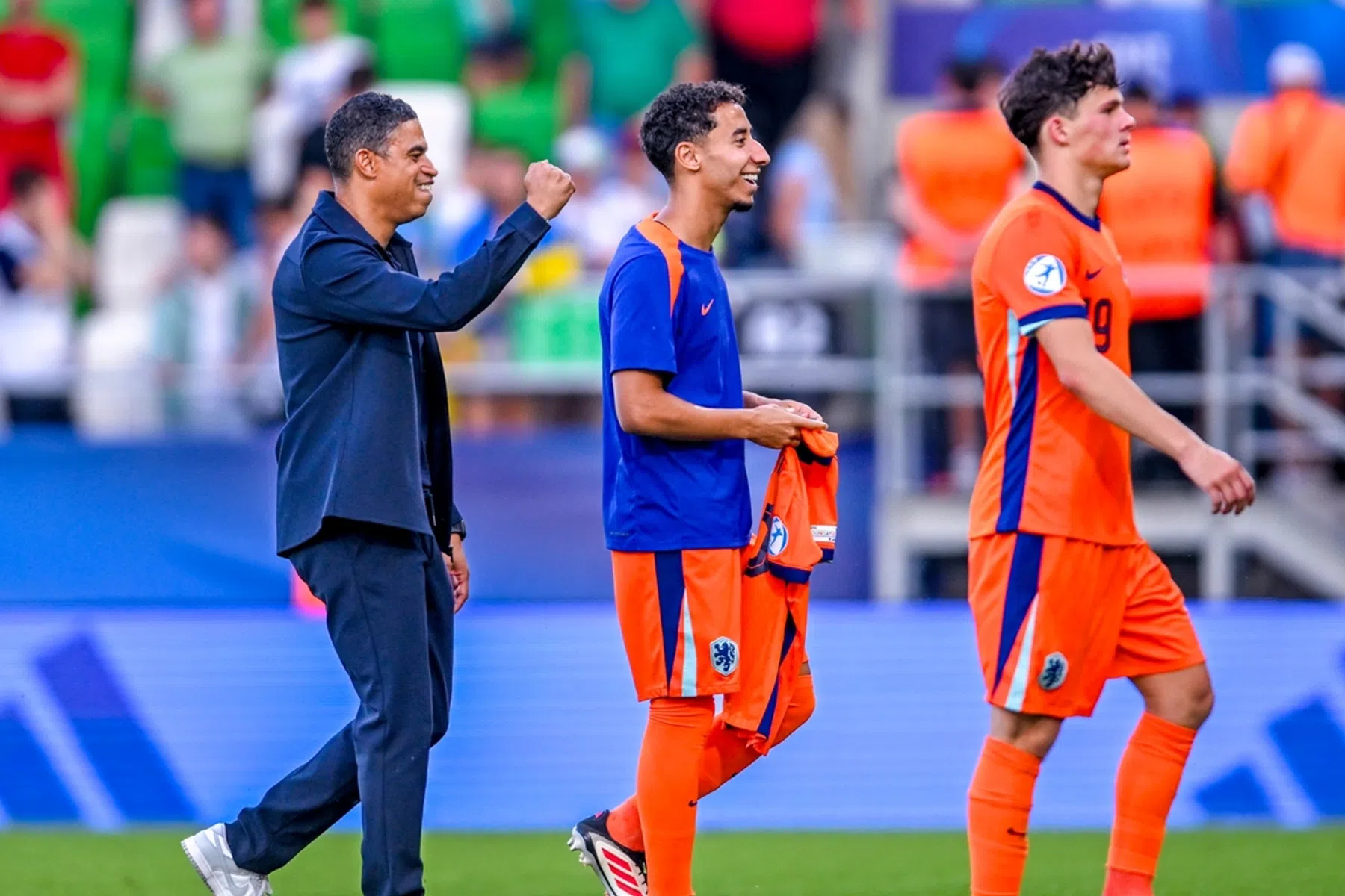 Reiziger looft Jong Oranje-uitblinkers na ontsnapping op EK