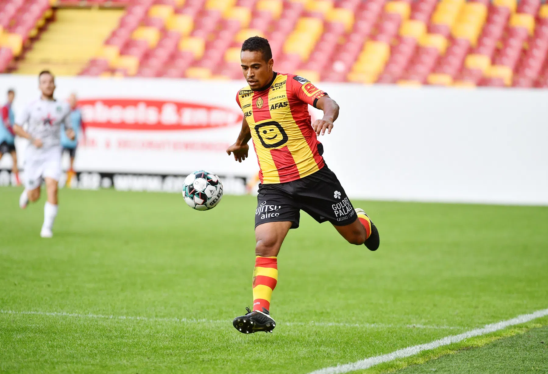 Van ambtenaar naar spelen voor RKC: Bijker aast op opvallende comeback