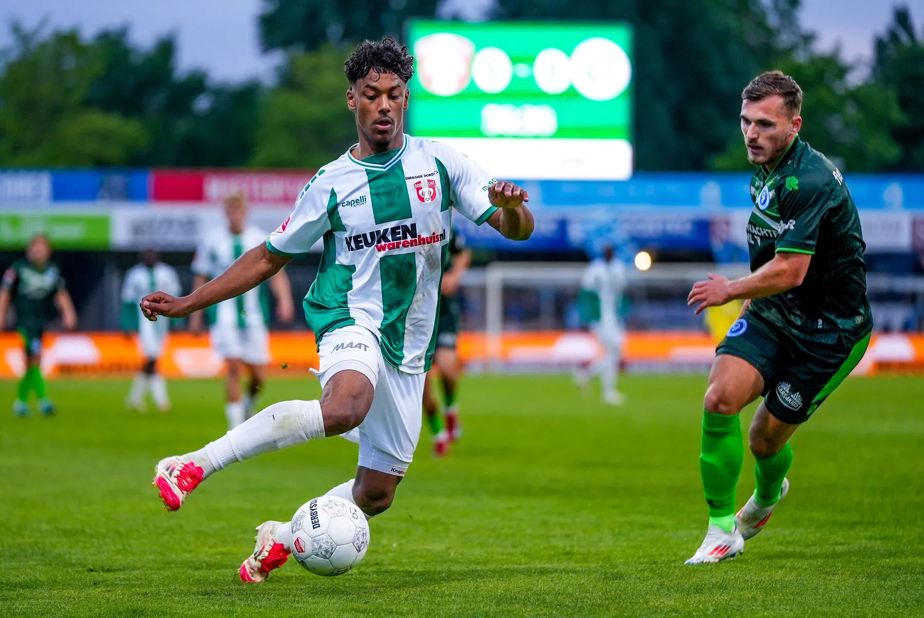 KNVB voert huurlimiet in: grens aan samenwerking Feyenoord en Dordrecht