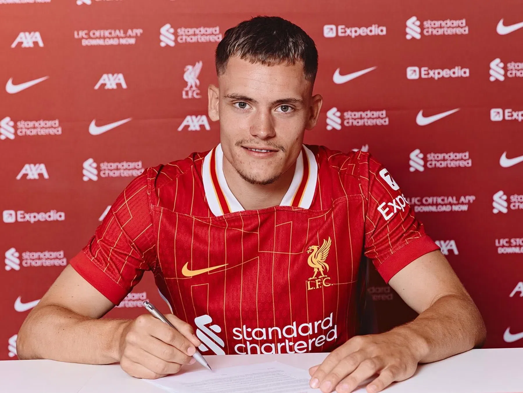 Wirtz met grote ambities naar Anfield: 'Ik wil elk jaar alles winnen'