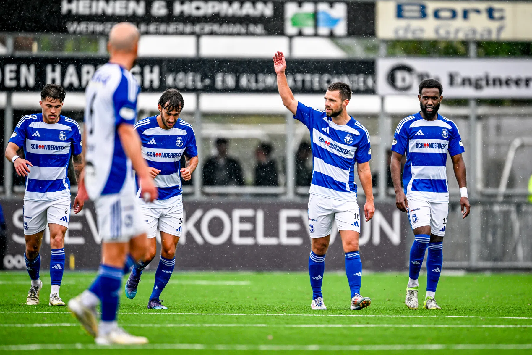 Cupfighter kiest voor familiereünie