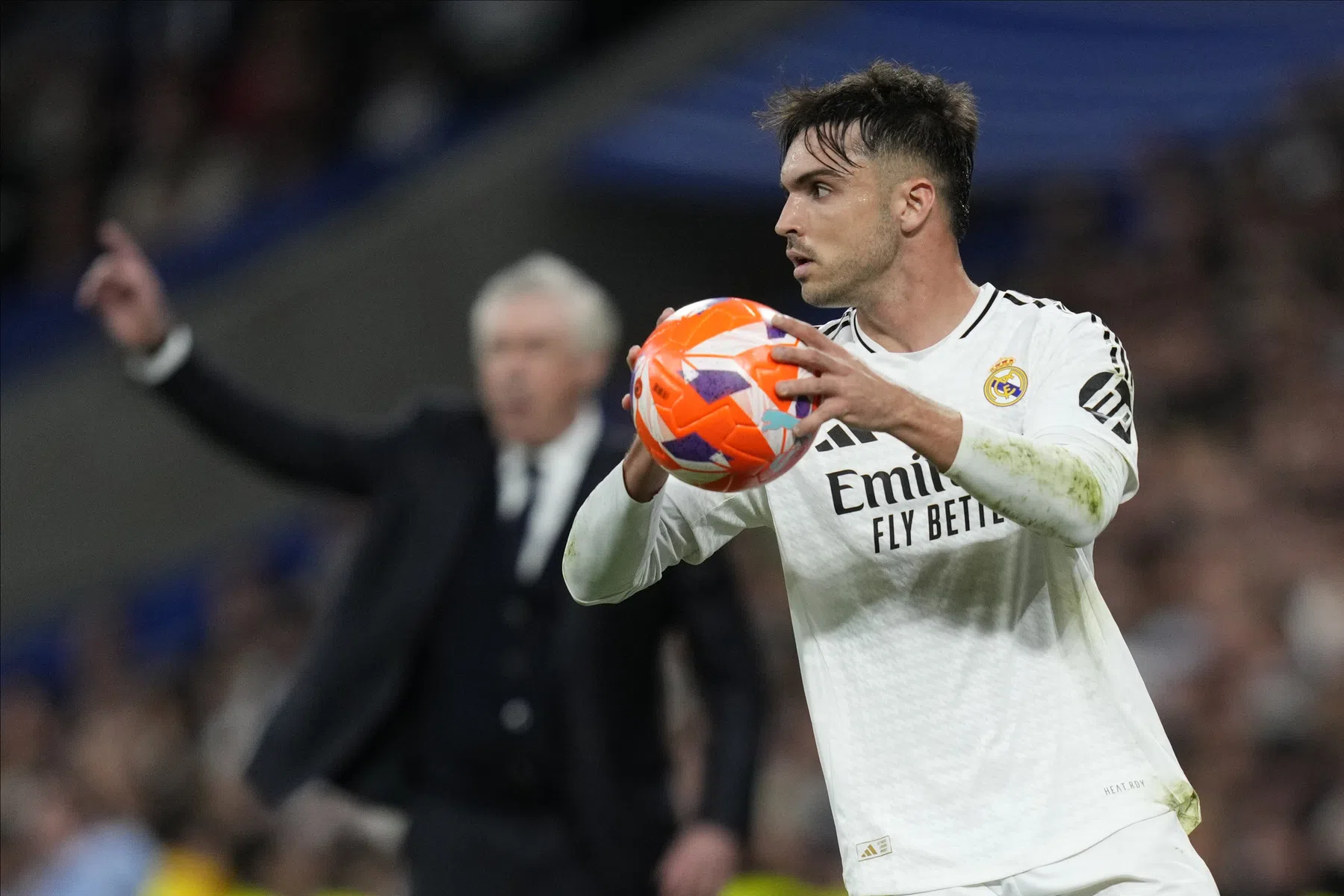 Snelle rode kaart van Asencio bij Real Madrid levert record op