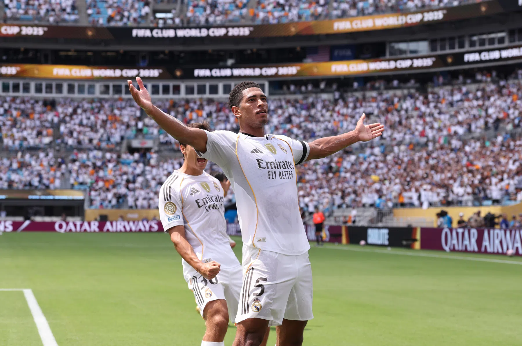 Tiental Real Madrid bezorgt Alonso eerste overwinning