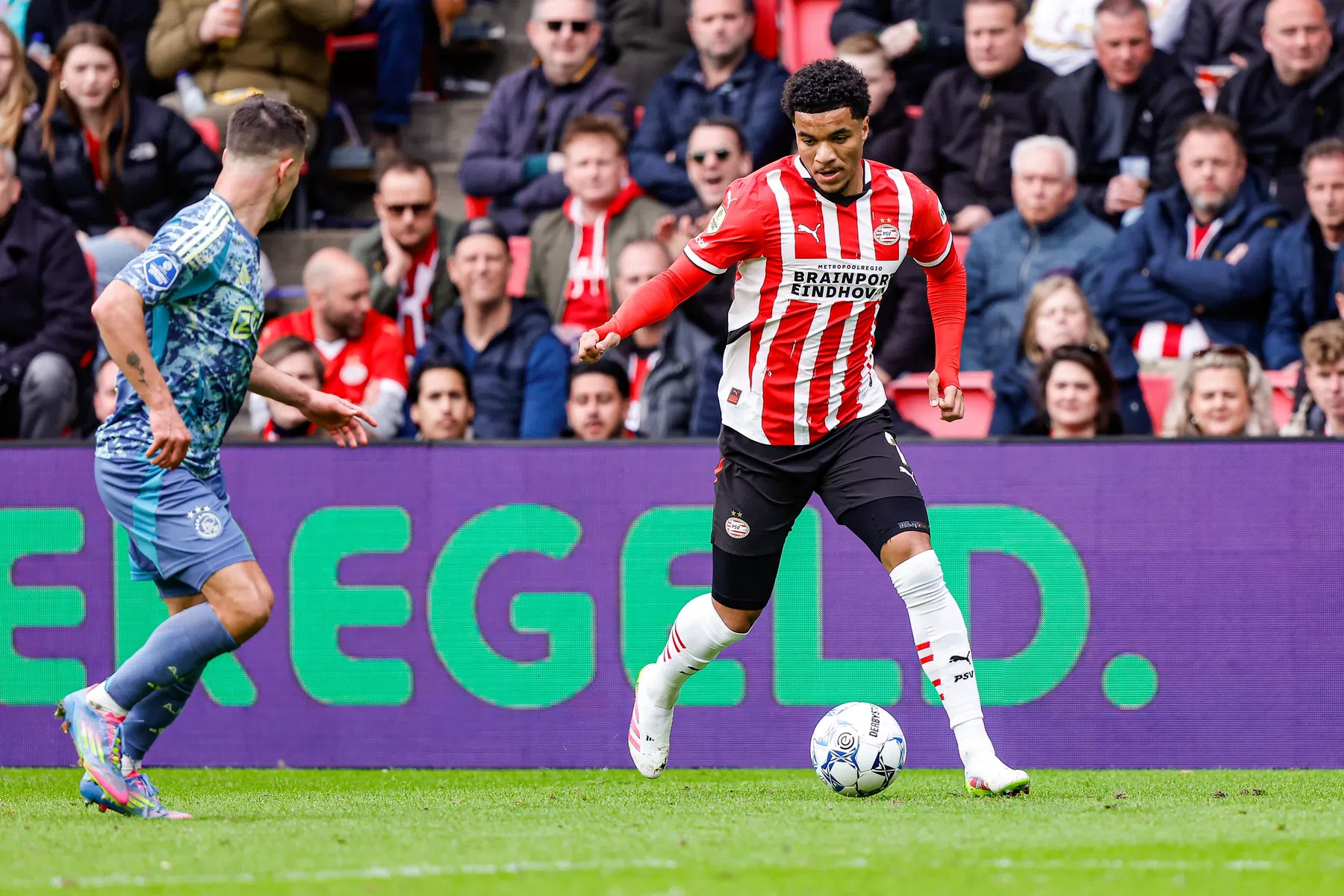 Bayer Leverkusen meldt zich bij PSV voor Tillman