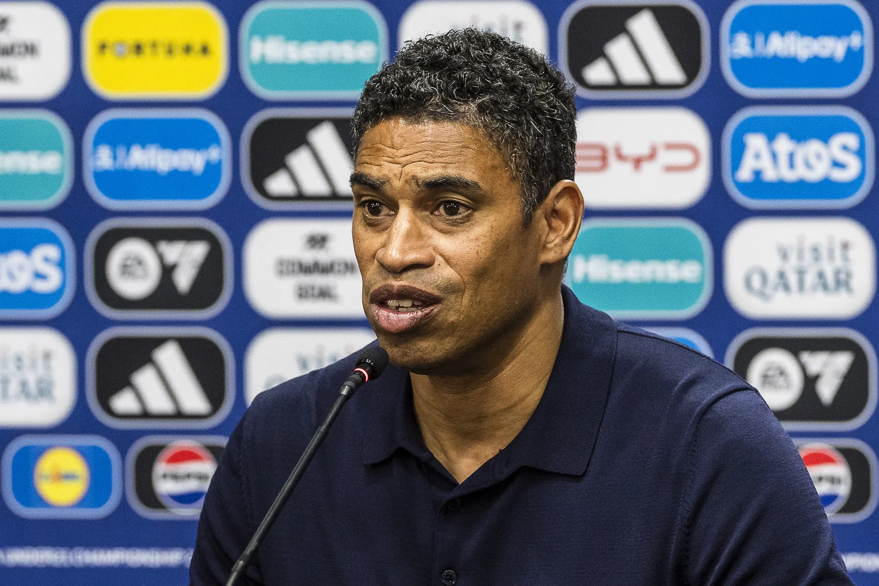 Reiziger legt uit waar het misging voor Jong Oranje tegen Engeland