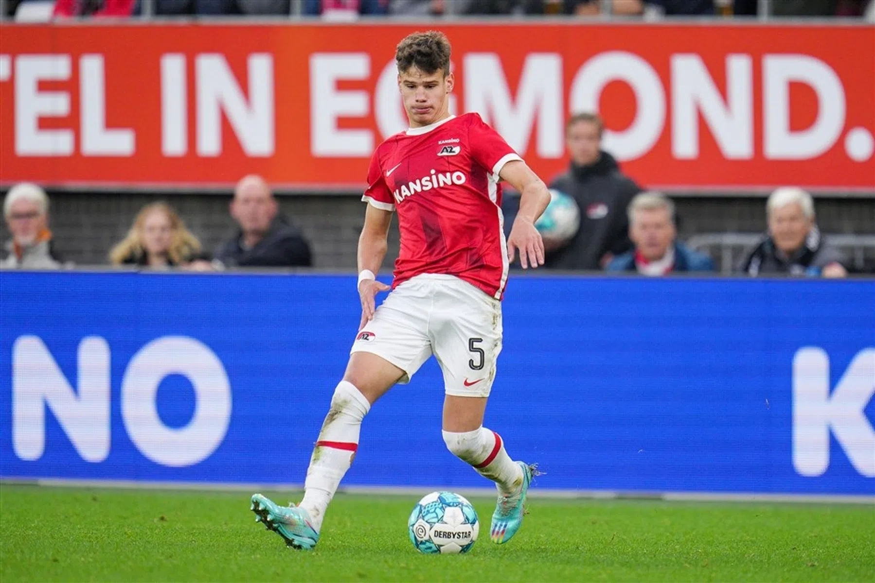 Kerkez naar de top: dit was zijn eerste gesprek met Voetbal International