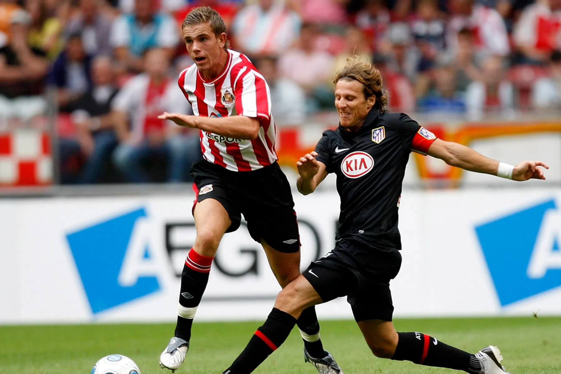 Toekomst Ajax-middenvelder Henderson besproken: 'Dat is de perfecte stap'