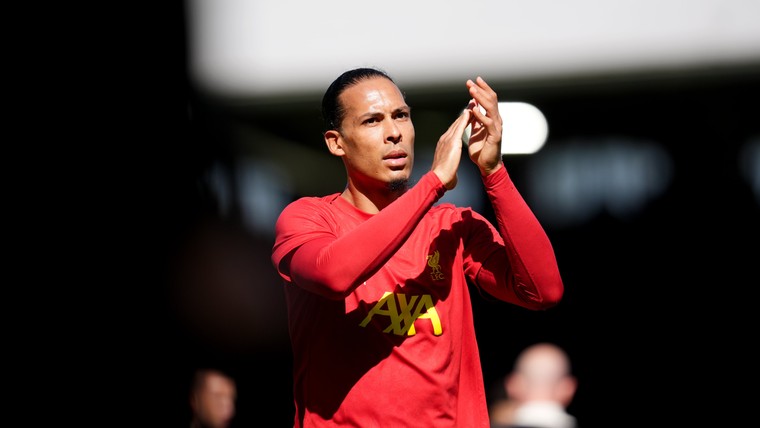 Premier League start met interviews met gewisselde spelers