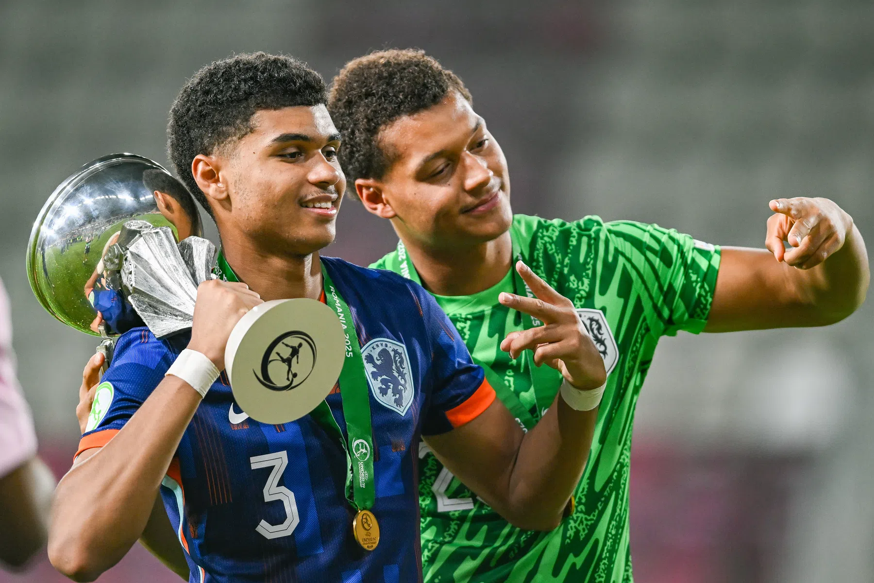 FC Volendam neemt kersverse Europees kampioen over van Ajax