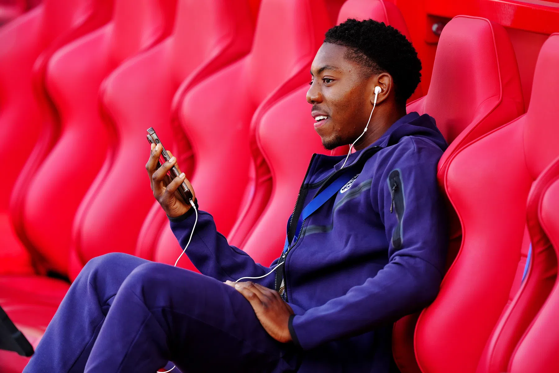 Arsenal verrast Lewis-Skelly na contractverlenging met mooi gebaar