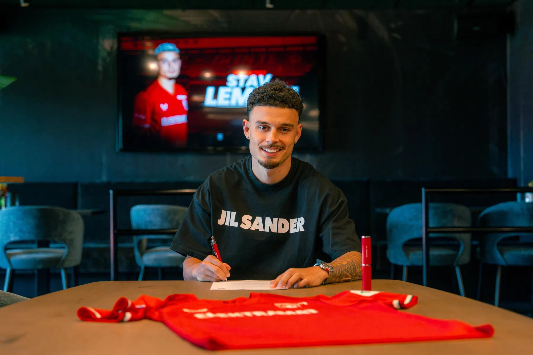 FC Twente heet Lemkin welkom: 'Direct de beste optie'