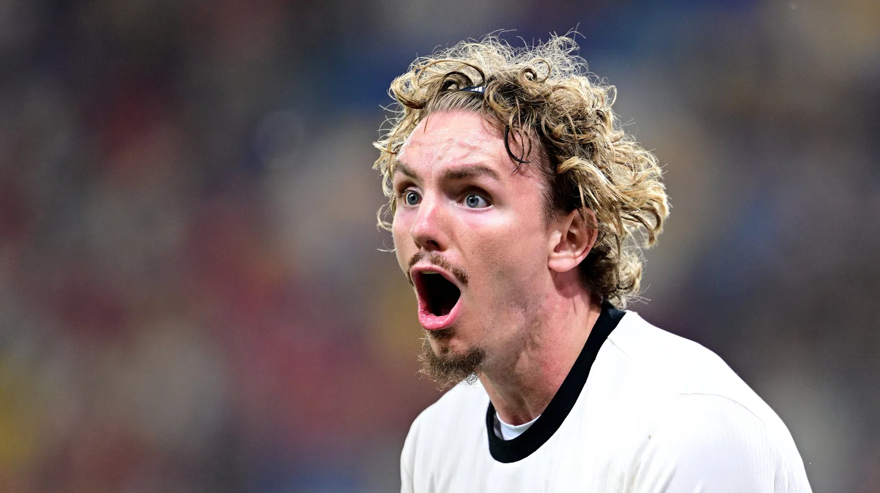 'Stuttgart draait inzake Woltemade: Bayern moet honderd miljoen neerleggen'