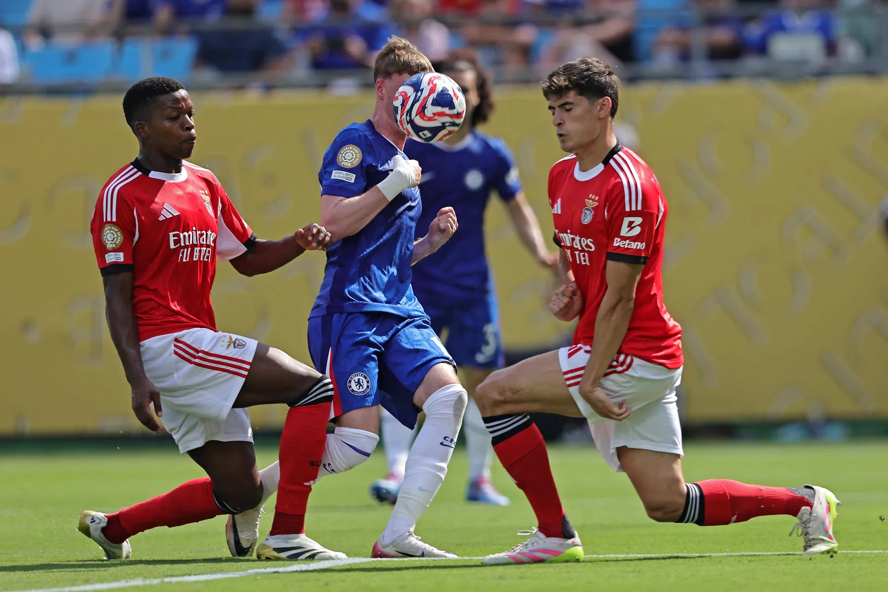 Chelsea pas vijf uur na de aftrap voorbij Benfica in marathonduel