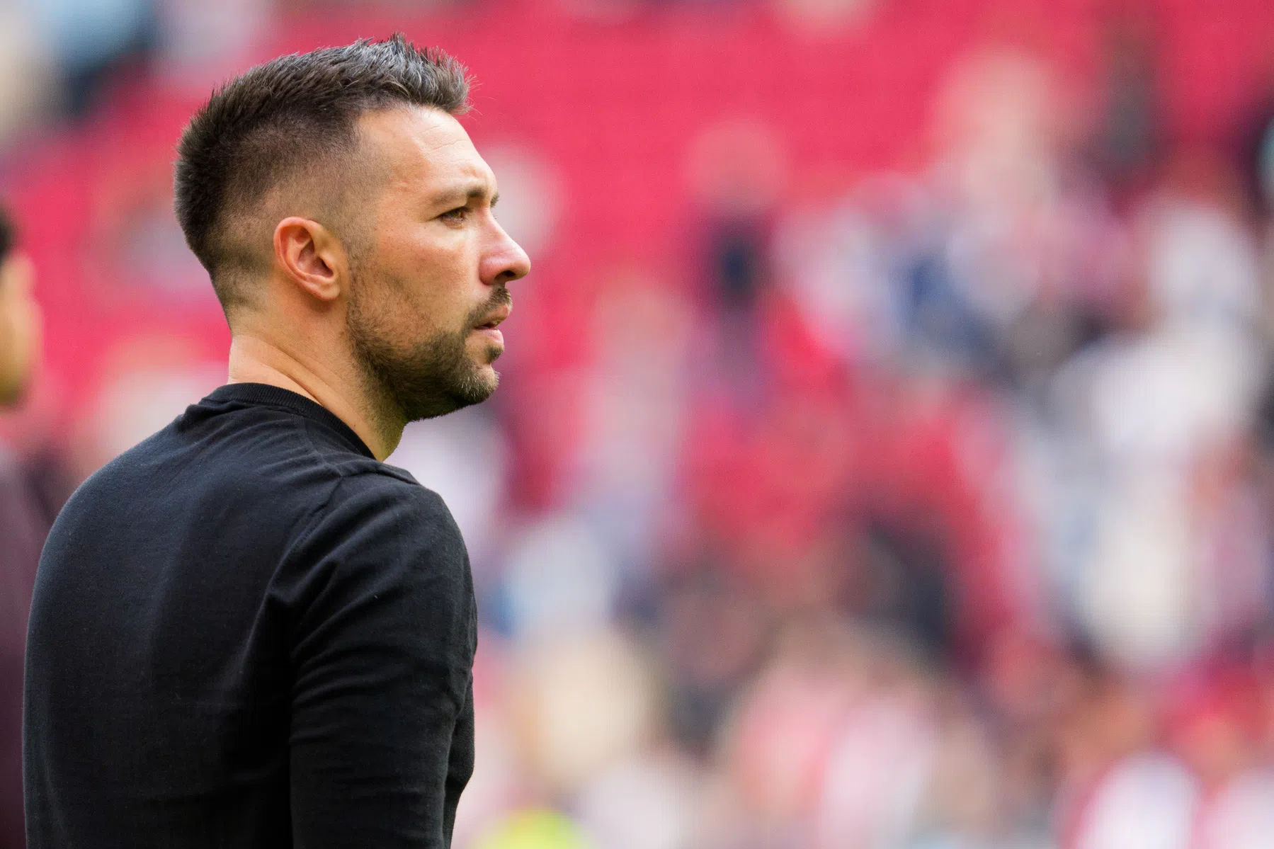 Farioli glimt van trots na complimenten van 'mens' Slot