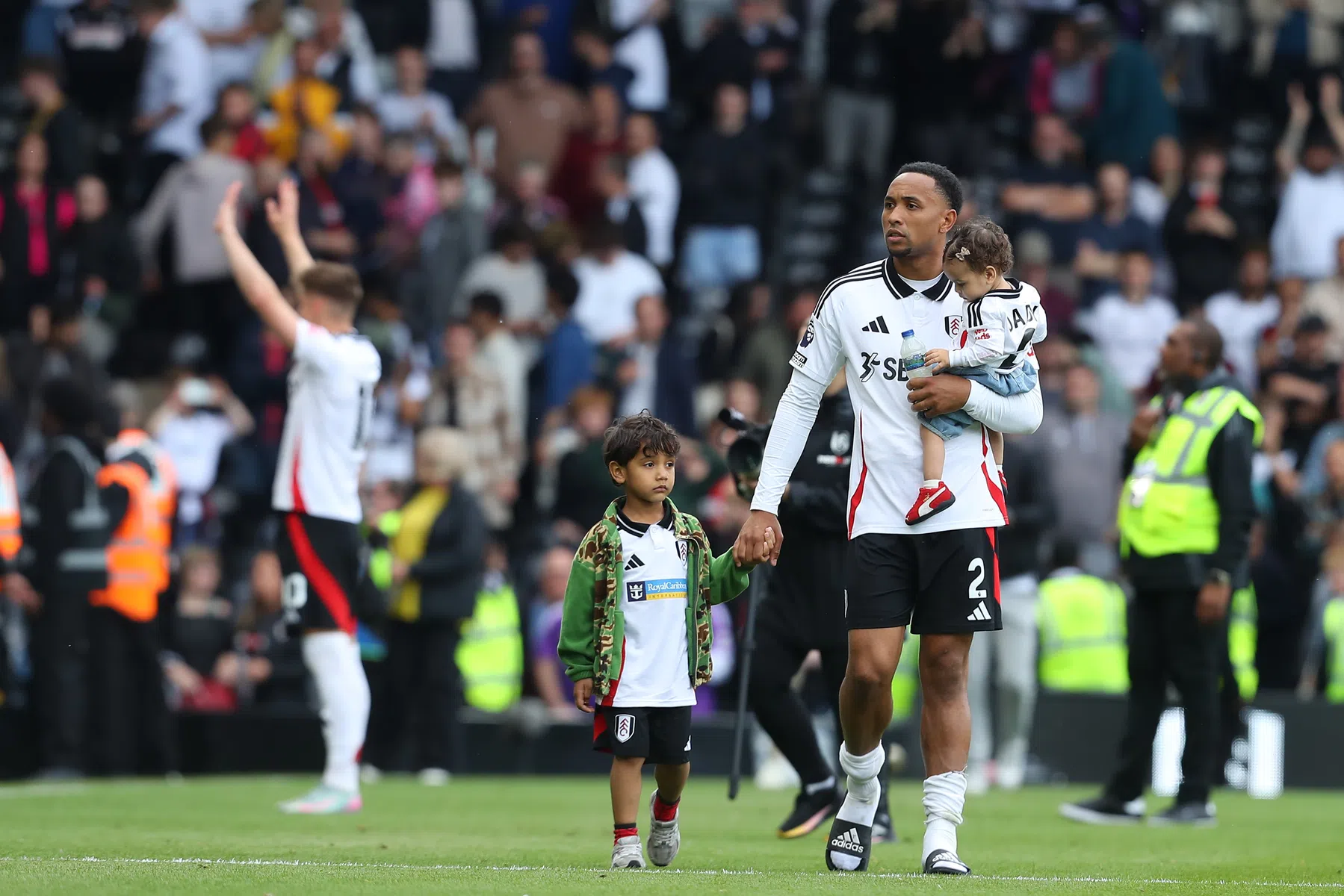 Tete blijft Fulham na aanbieding van Everton toch trouw