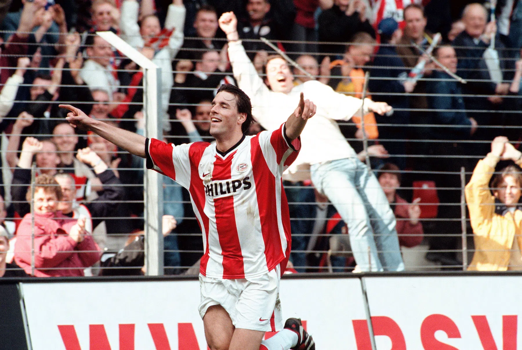 De wortels van de jarige Ruud van Nistelrooij: 'Er zit gewoon een goeie kop op'