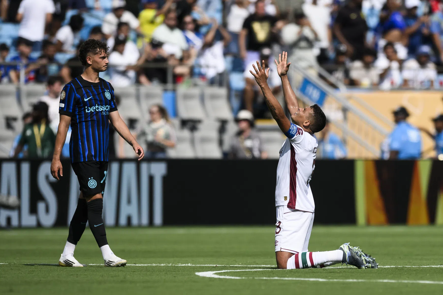Thiago Silva grijnst na zege op Inter: 'Fans van Milan zullen wel blij zijn'