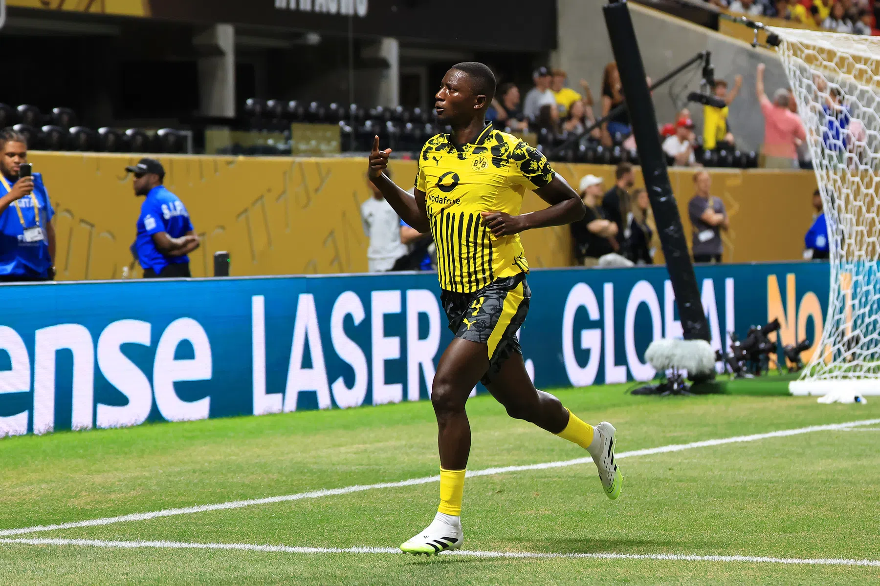 Dortmund meldt zich dankzij Guirassy bij laatste acht op WK voor clubs