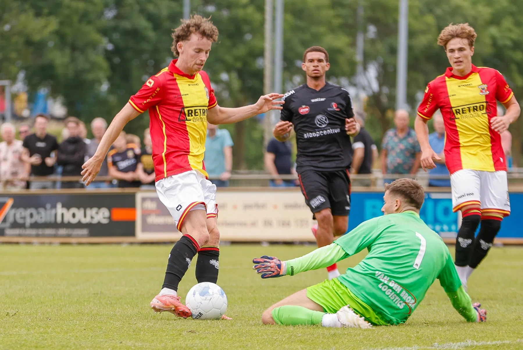 Go Ahead niet langs Helmond Sport, Sneijder (18) valt in bij zege FC Utrecht