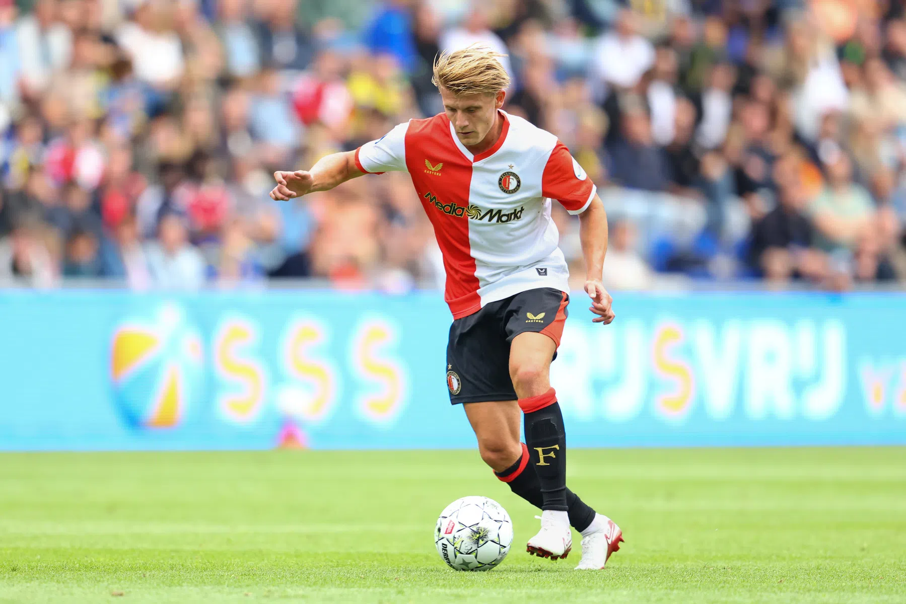 Steijn blij met eerste voor Feyenoord: 'Nu voel je ook geen druk'