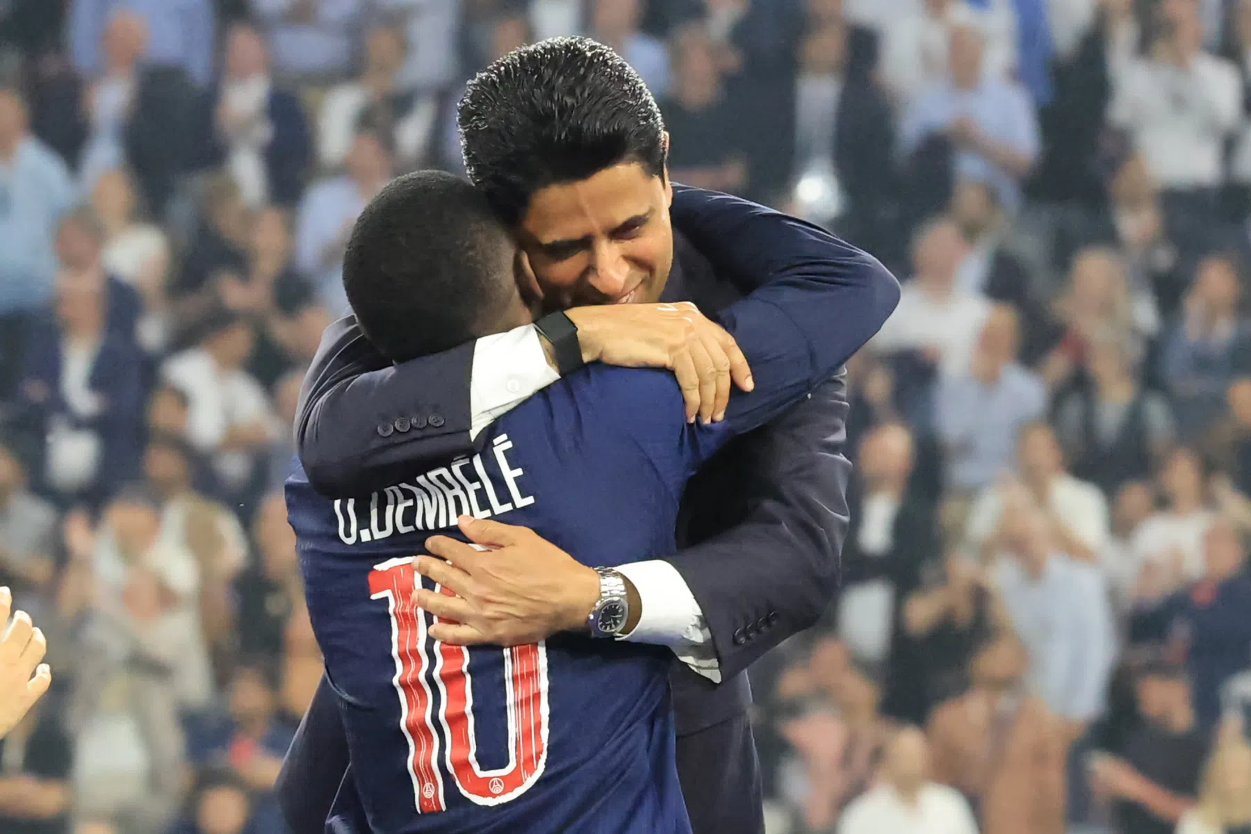 PSG-baas over Ballon d'Or kansen Dembélé: 'Als hij niet wint, is er een probleem'