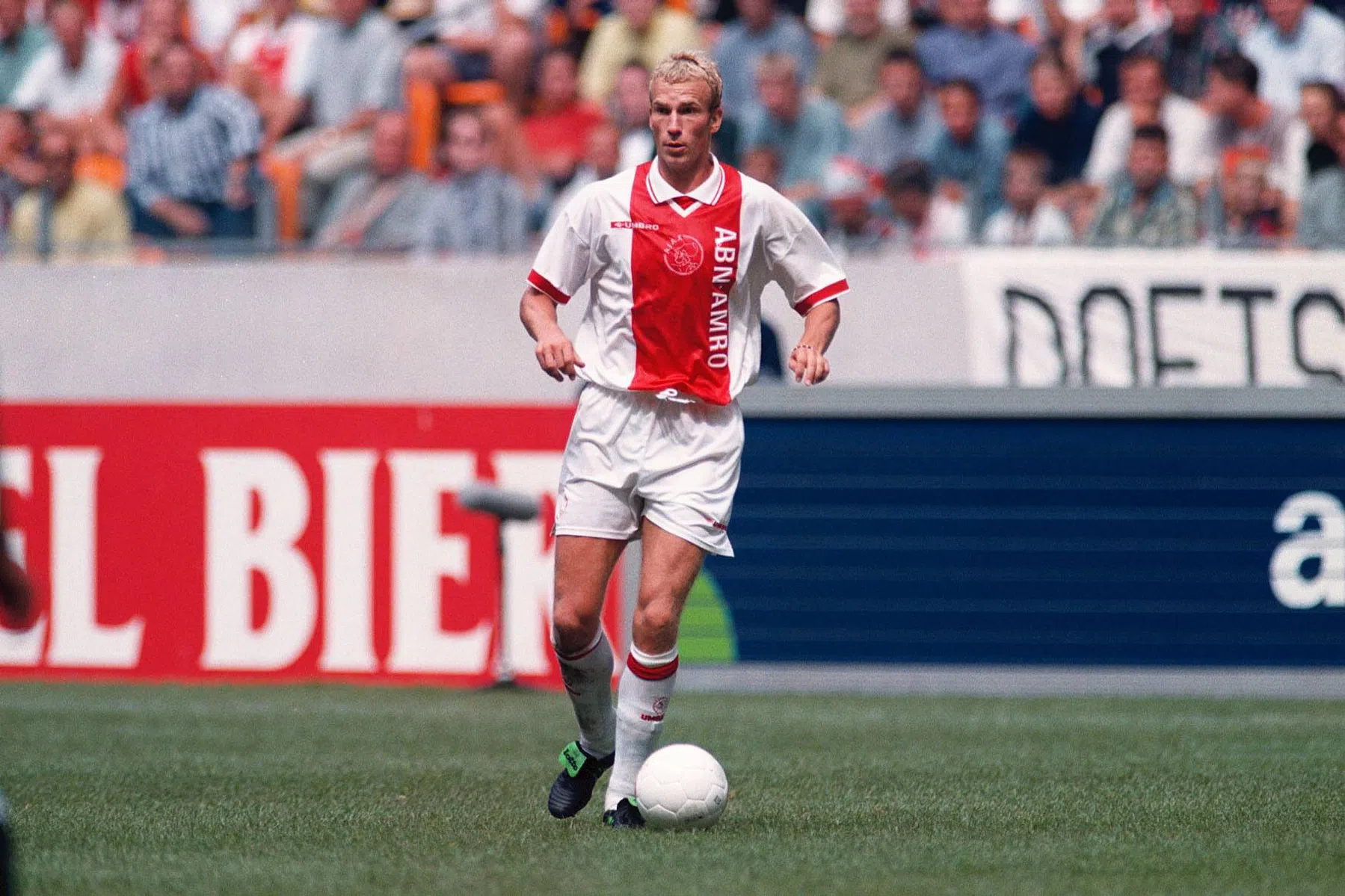 Toen Ajax spelers terugzette naar kleedkamer 2: 'Het is prikklokwerk geworden'