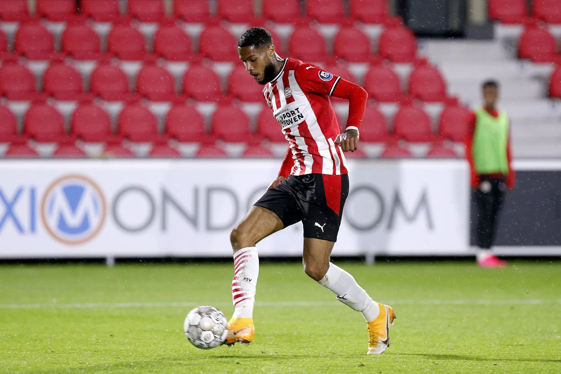 Voormalig PSV-talent (23) begint aan zesde buitenlandse avontuur