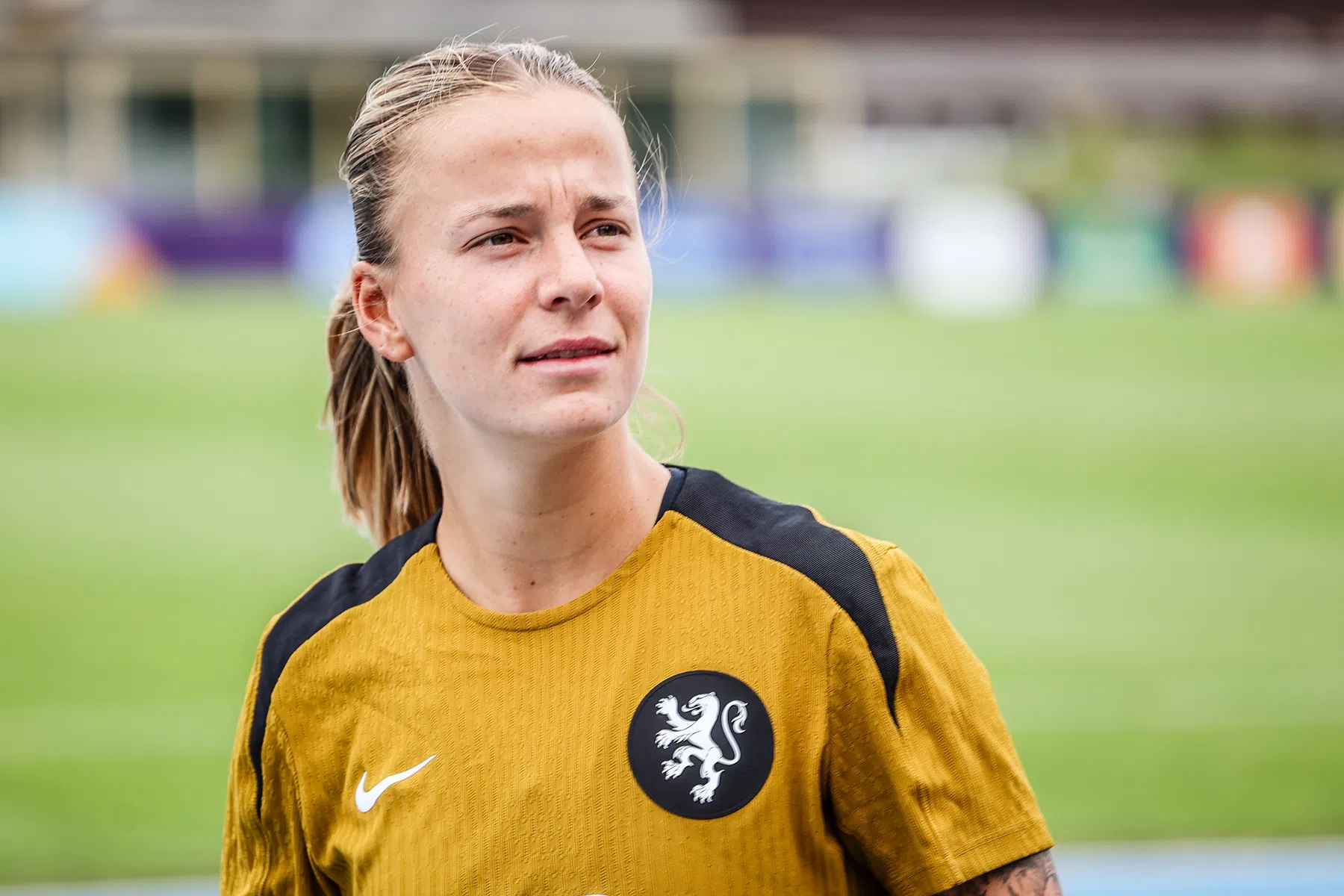 Oranje-verdediger Wilms rondt tijdens EK transfer af