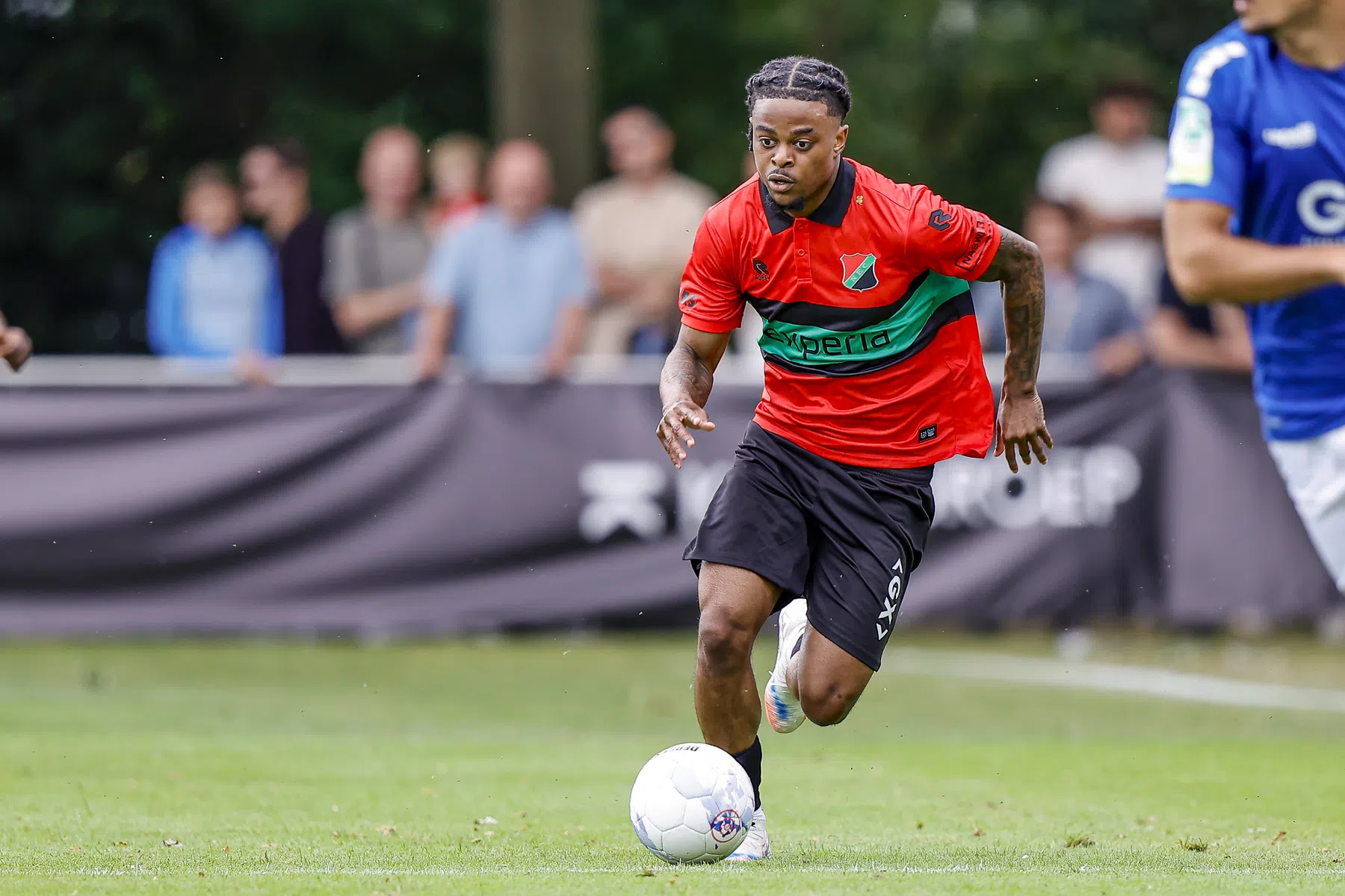Engelse en Deense belangstelling voor NEC'er Hansen