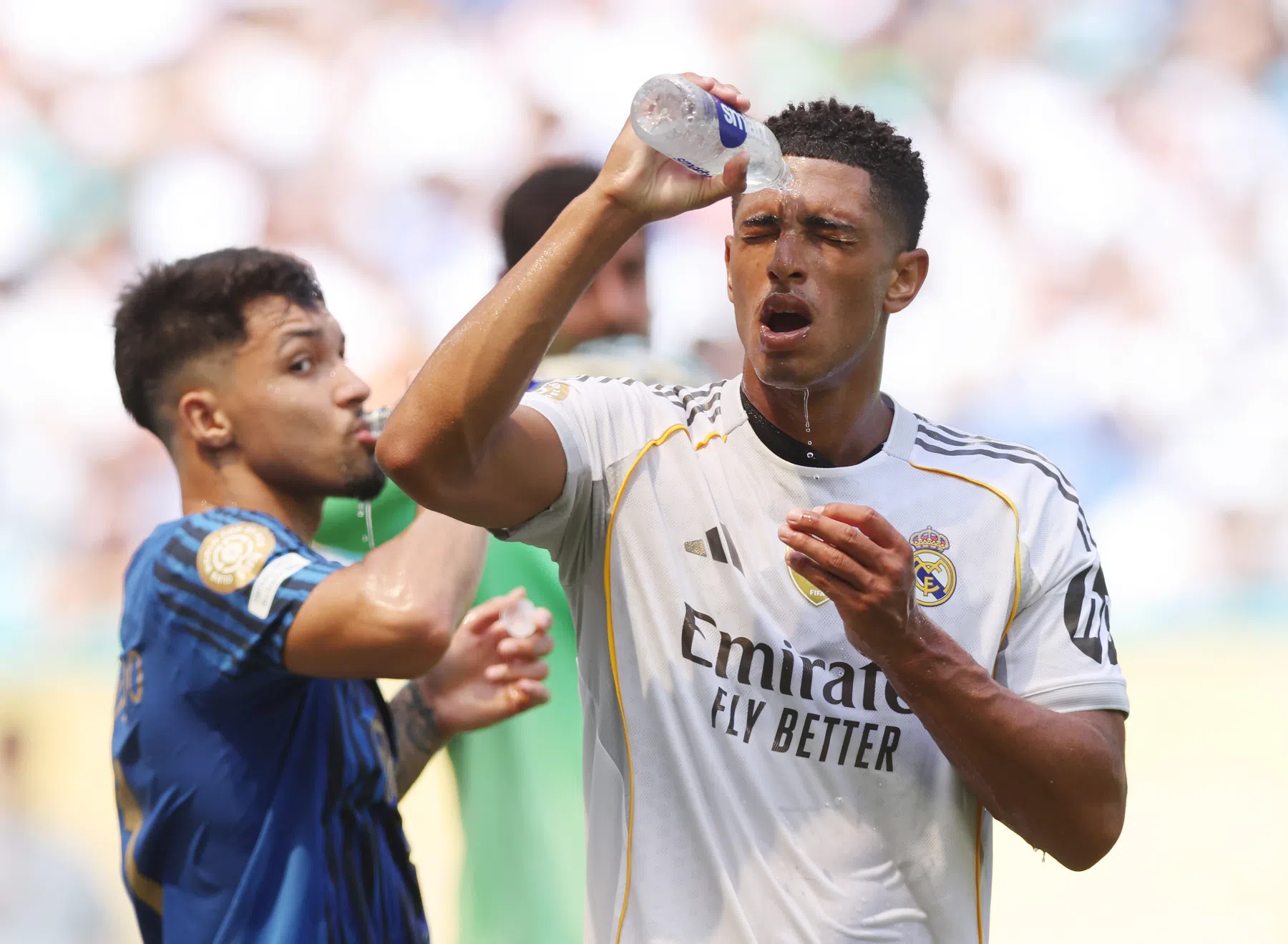 Wanneer is het te warm voor voetbal? FIFA en vakbond zijn het oneens