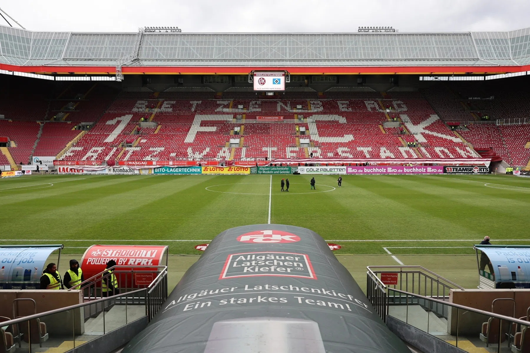 Kaiserslautern verkoopt recordaantal seizoenkaarten in 2. Bundesliga