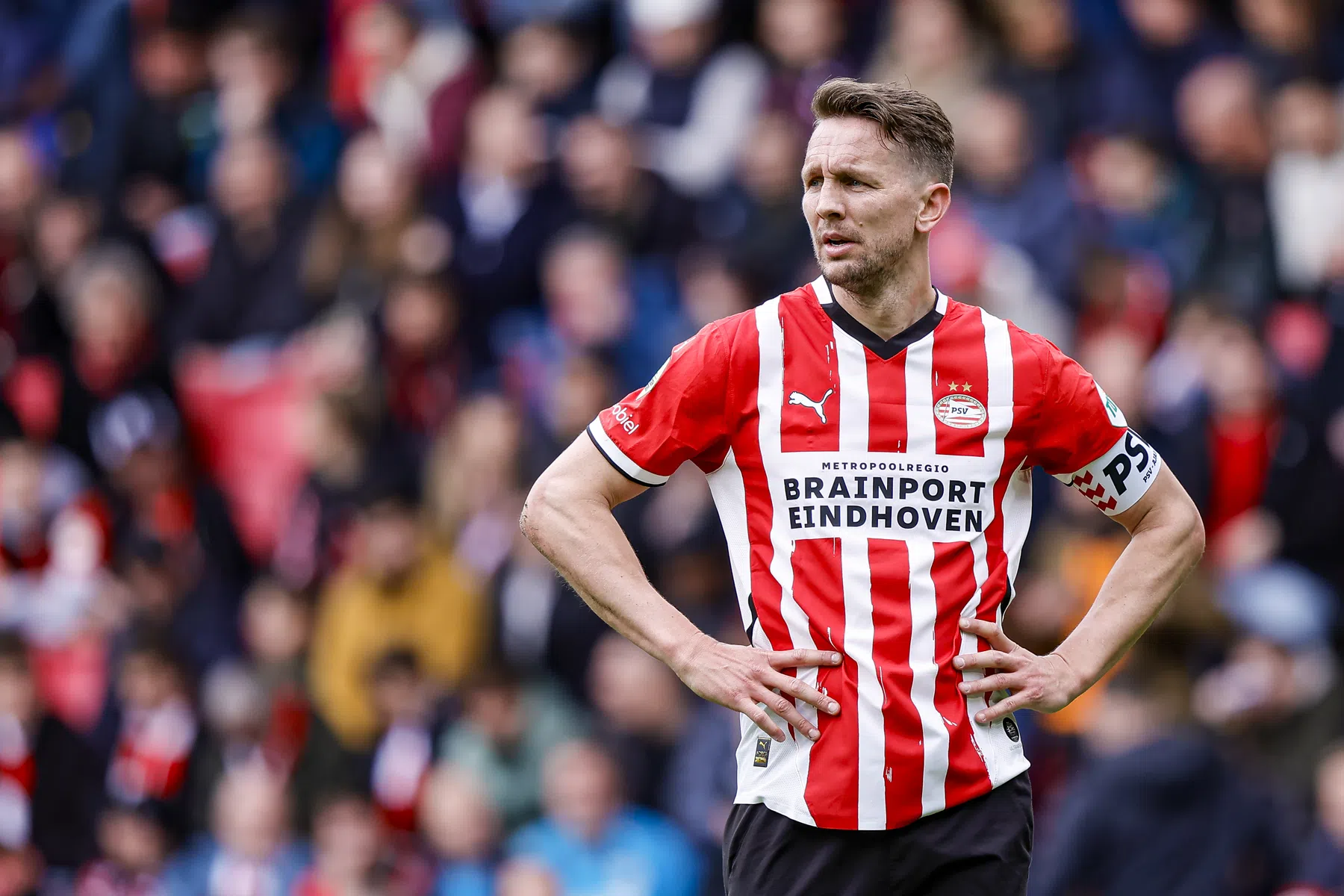 De Jong traint individueel bij PSV, maar toekomst is nog vraagteken