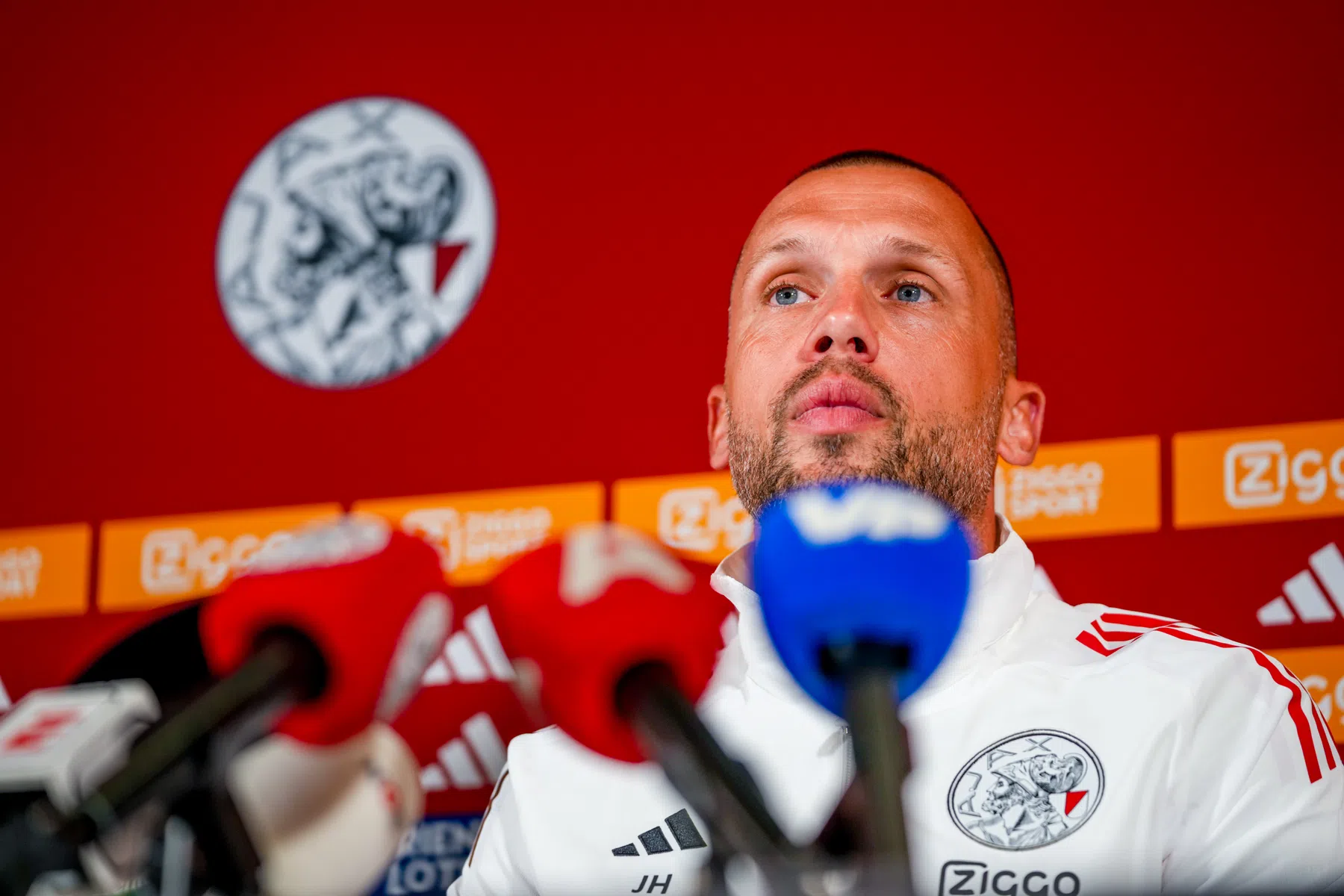 Heitinga heeft zijn eigen doelstelling bij Ajax: 'Ik wil kampioen worden'
