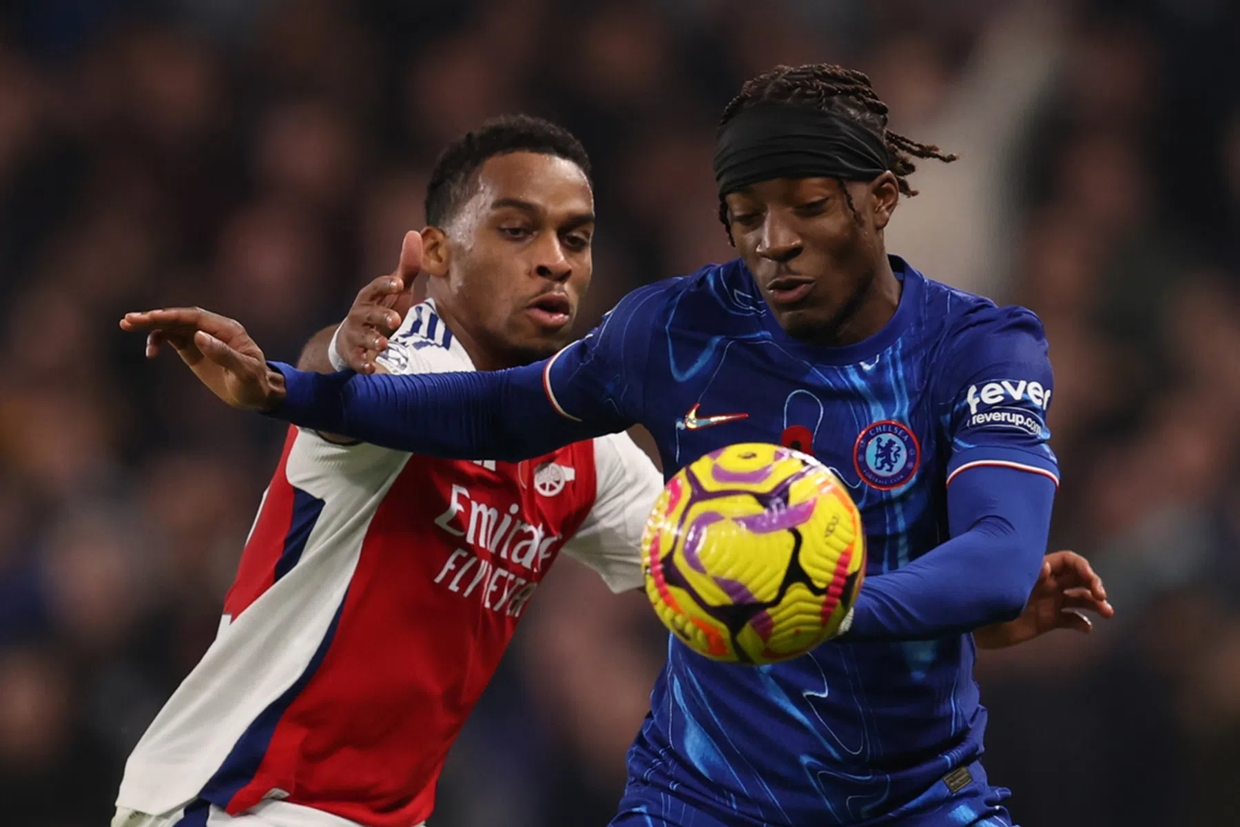 'Arsenal luistert niet naar fans en tast diep in de buidel voor Madueke' 