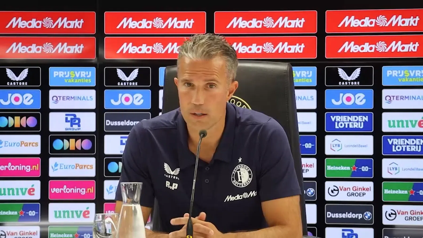 Van Persie wil zo hoog mogelijke weerstand in voorbereiding