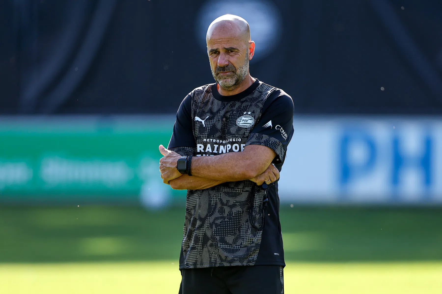 PSV met aanvoerder Til tegen Elversberg, Gasiorowski op de bank