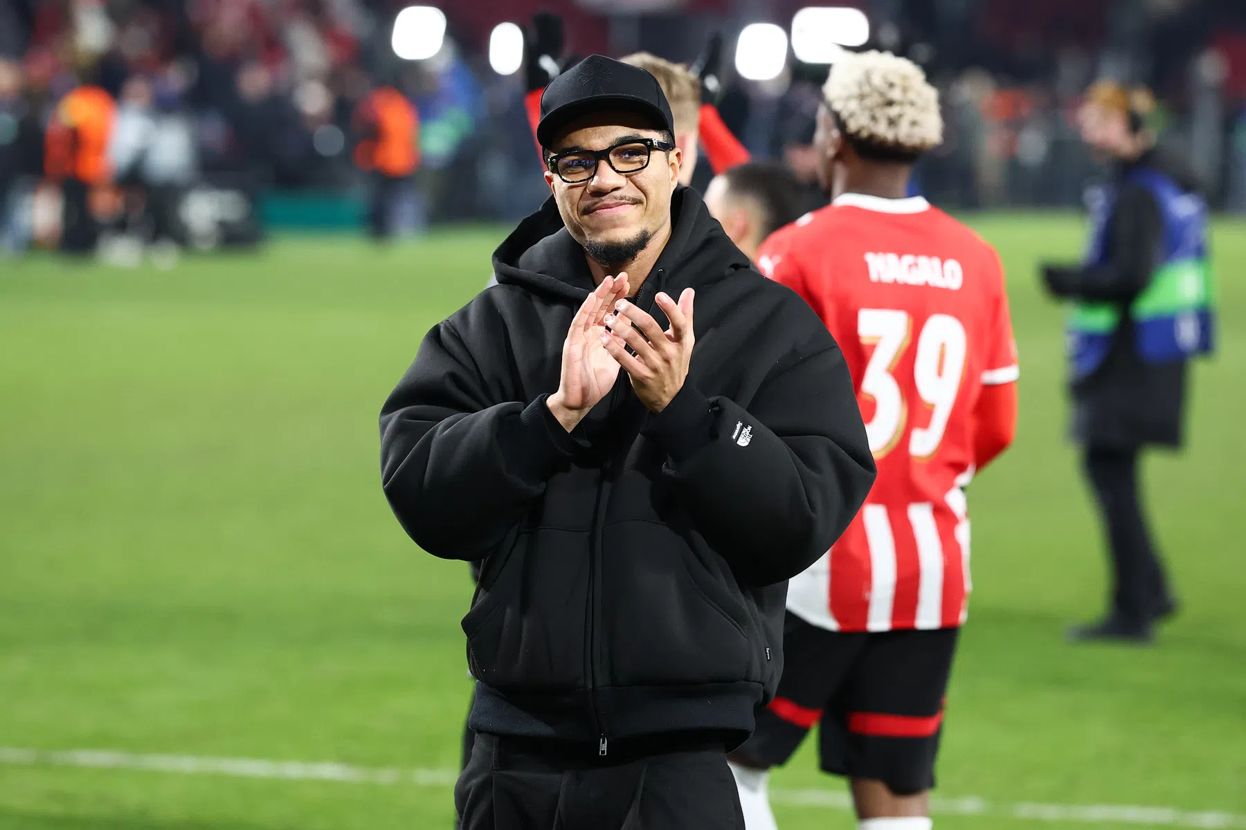 Tillman over plannen van Ten Hag: 'Hij wil spelen zoals bij Ajax'